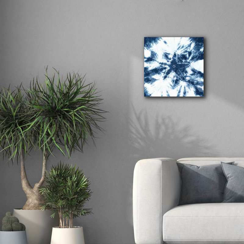  «Shibori Shells 3» par Chariklia Zarris, art mural sur toile, 18 po x 18 po, H 18 po x l 18 po
