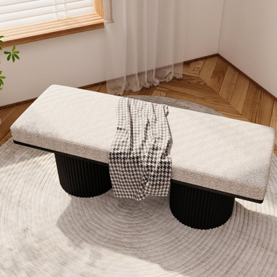 Banc rembourré en tissu Grey Boucle avec pieds noirs épais - Décoration de chambre à coucher et de salon