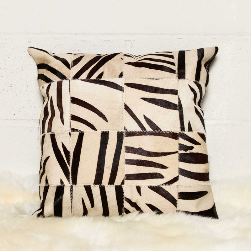 Coussin 18 "x 18" x 5 "zébré noir sur blanc