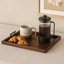 Plateau décoratif Yela, carré 27 po x 27 po avec poignées-117524282