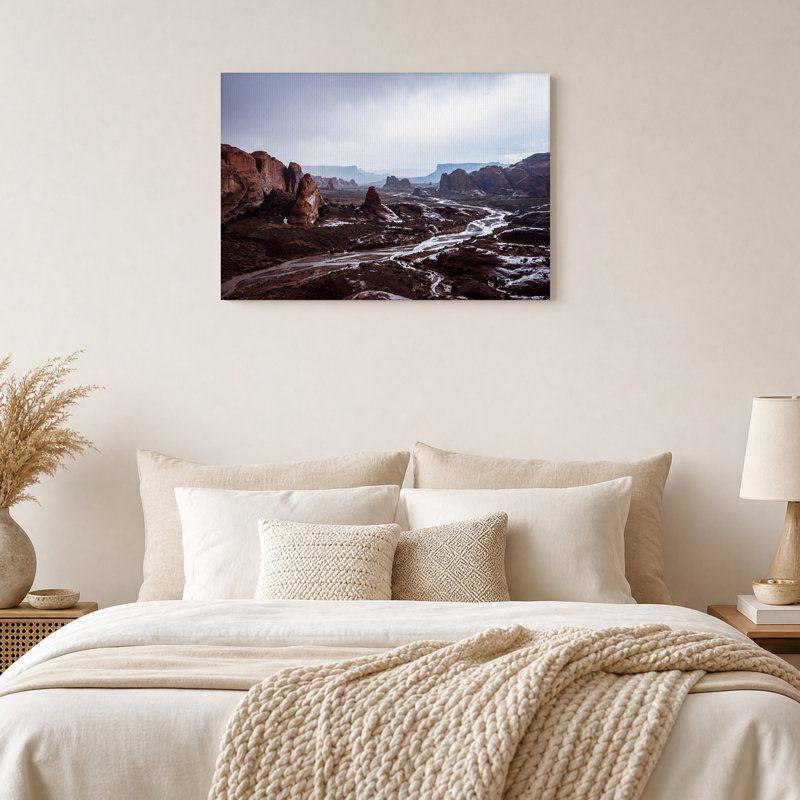 «Red Rock Formations With Snowy River», art mural sur toile, H 16 po x l 24 po
