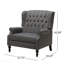 Fauteuil inclinable surdimensionné en tissu à oreilles avec garniture cloutée et coutures capitonnées à boutons pour le salon, la chambre à coucher-131642714