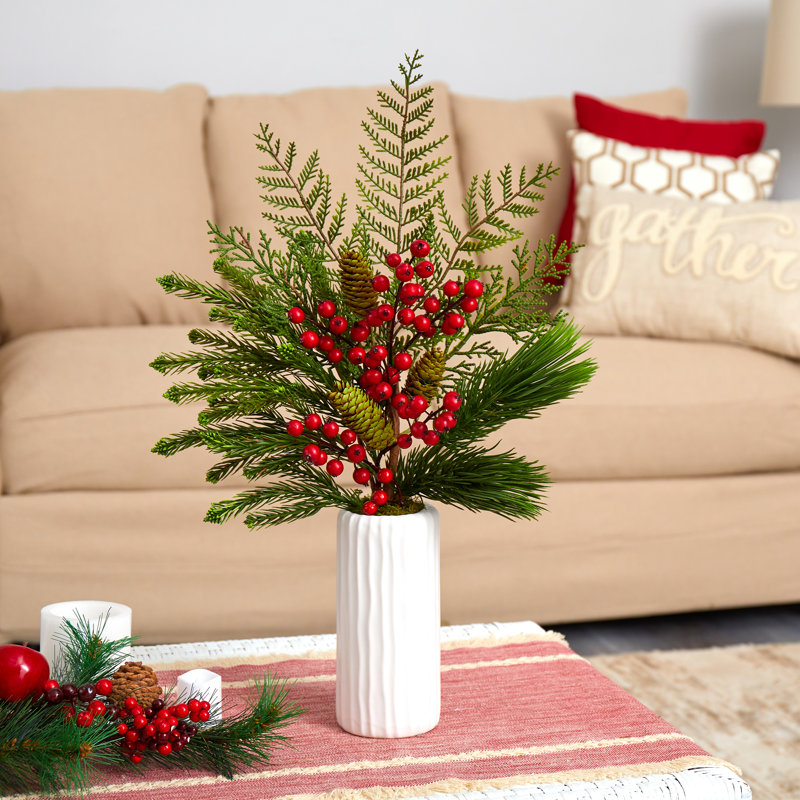 Arrangement floral mixte en vase
