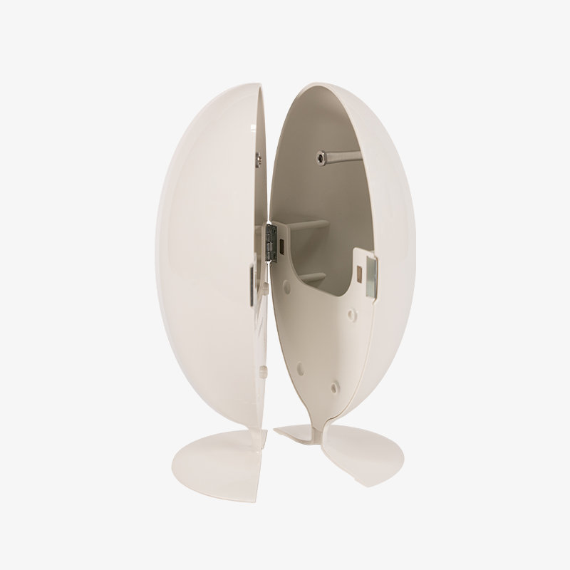 Lovino, White