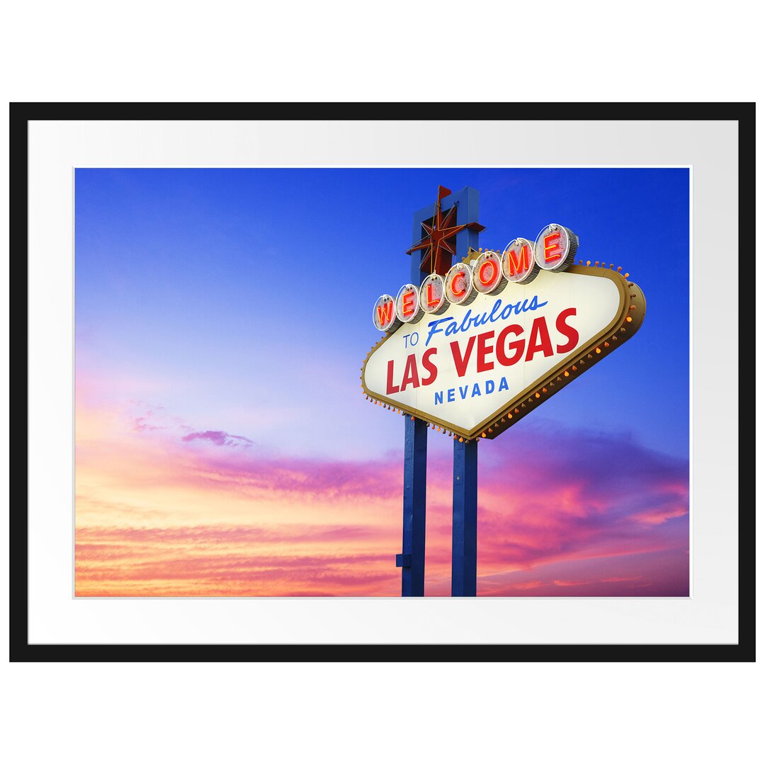 Gerahmtes Poster Las Vegas Schild in der Dämmerung