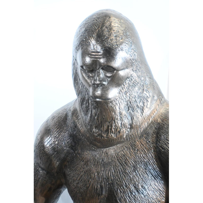 Statue en aluminium Bigfoot Sasquatch sur base rocheuse 38 po x 29 po x H 77 po