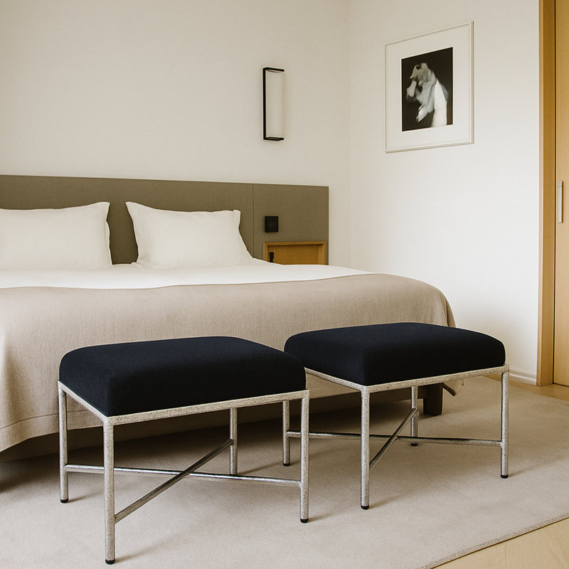 Banc en tissu Iyania Chenille, Argent argent, Tissu chenille noir