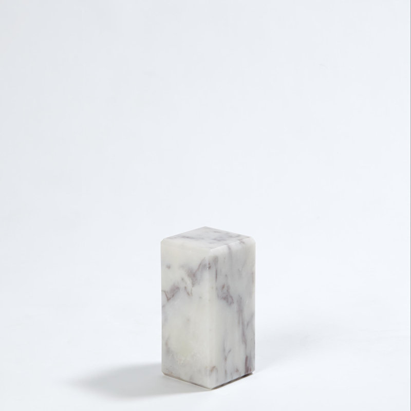 Mini piédestal / colonne montante en marbre, gris, H 6 po x l 3 po x P 3 po