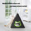 Maison de chat extérieure imperméable de triangle, abri extérieur durable de chat avec l'entrée en forme de chat