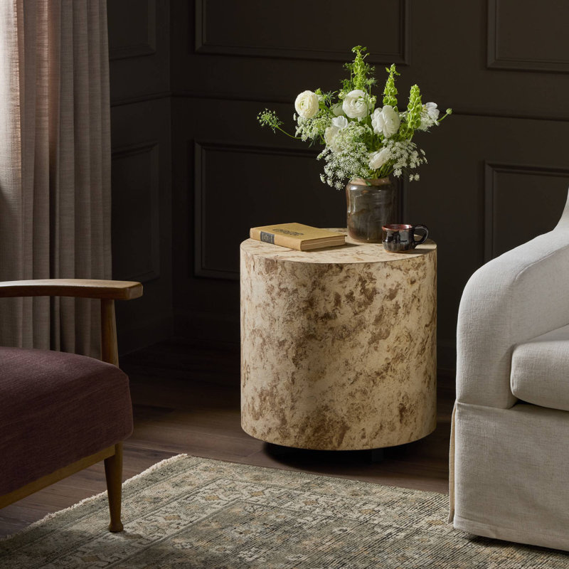 Hudson End Table, Natural Yukas