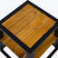 Table d'appoint à 2 niveaux en bois d'acacia résistant aux intempéries avec structure en fer noir, idéale pour une utilisation intérieure et extérieure, capacité de 30 lb