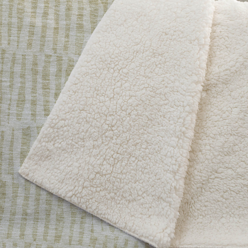 Jeté rayé Addison Sherpa ASB674, Beige