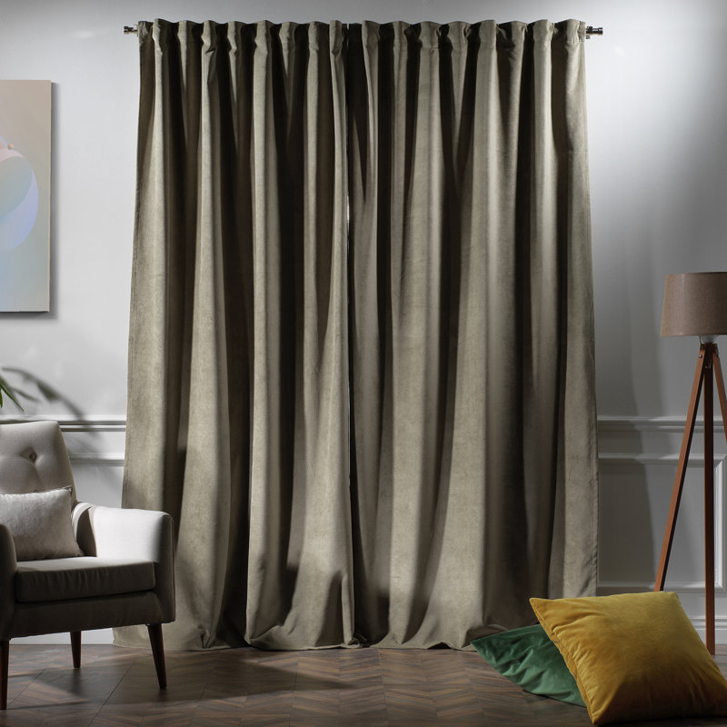 Decorative Double Panel in Matt, Extra Wide X Extra Long, L 52 po x L 120 po, 28 vert kaki