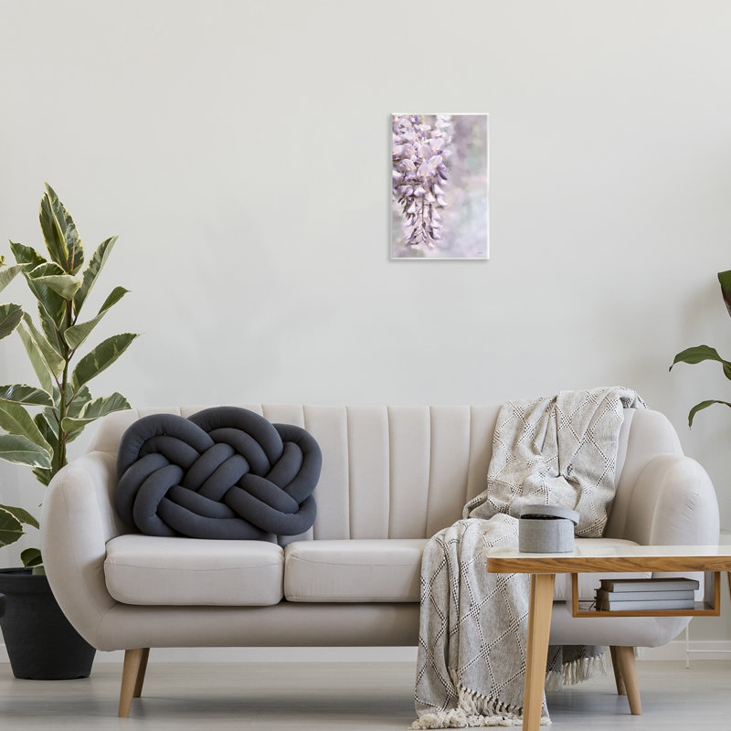 «Soft Foxglove Petals» par Lori Deiter, H 15 po x l 10 po
