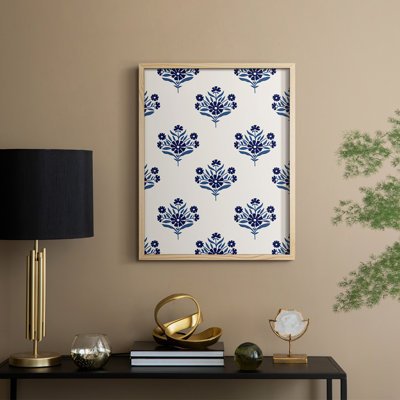 Motif de fleurs indigo I, reproduction encadrée - bois massif
