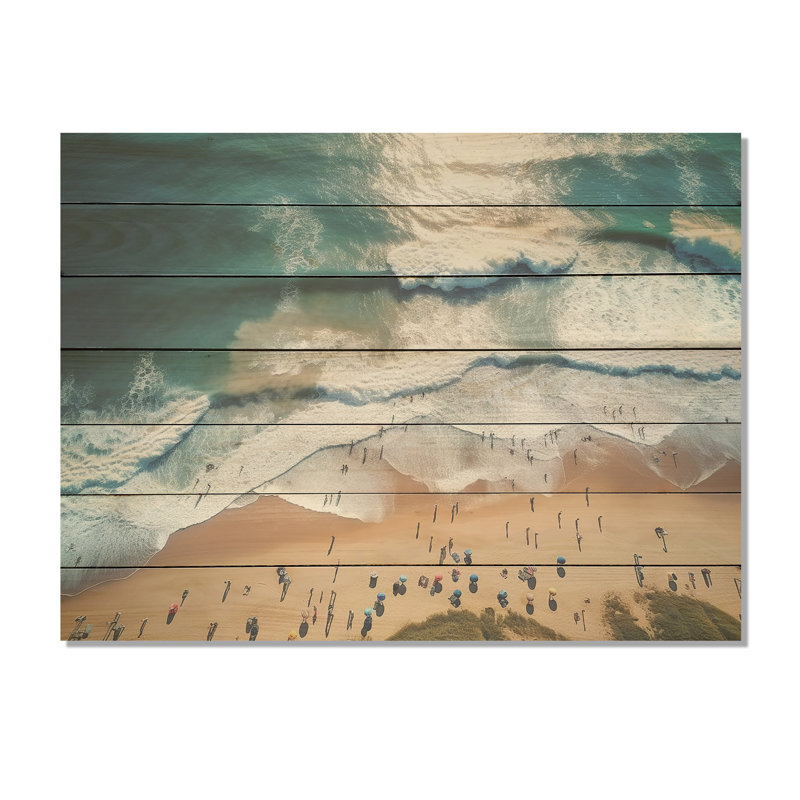 Blue Beach Aérienne vue majestueux I - plage et océan sur bois, H 24 po x l 32 po