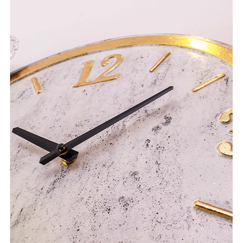 Horloges murales 42,76 po
