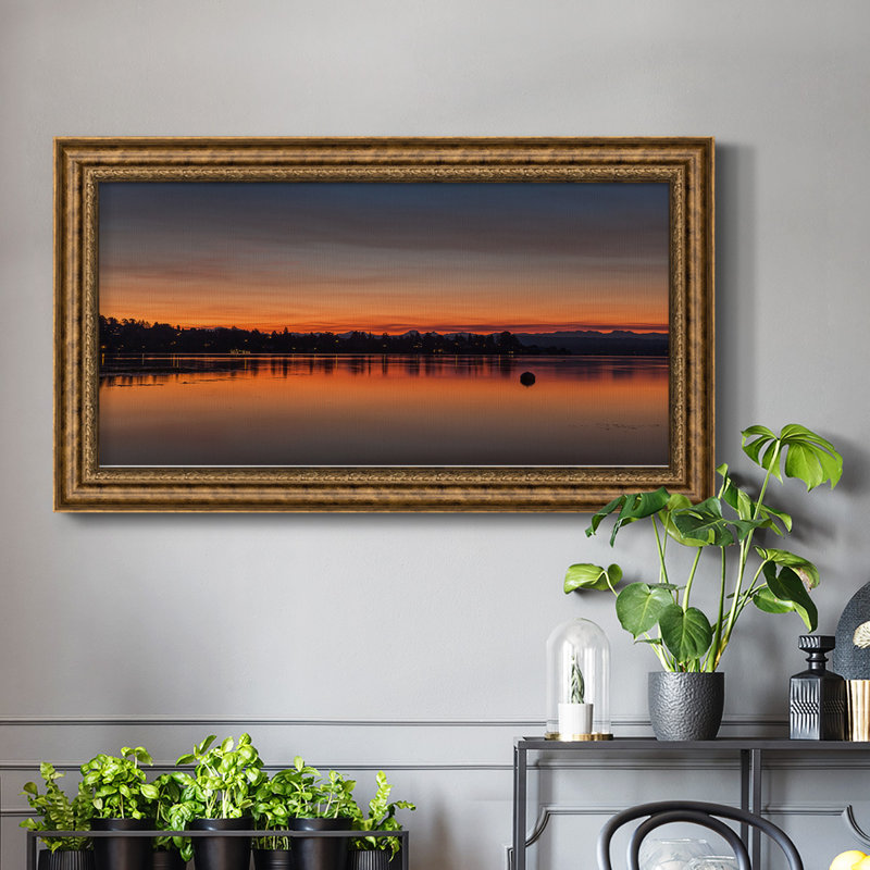 «Blaze of Glory», reproduction d'un seul cadre photo sur toile, H 21 po x l 37 po x P 2,5 po, Encadrement brun