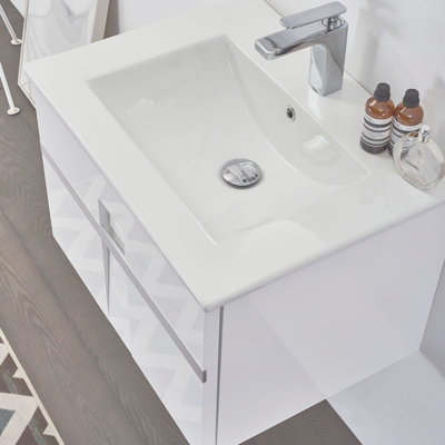 Antonetta 31.5'' Single Bathroom Vanity with Solid Wood Top