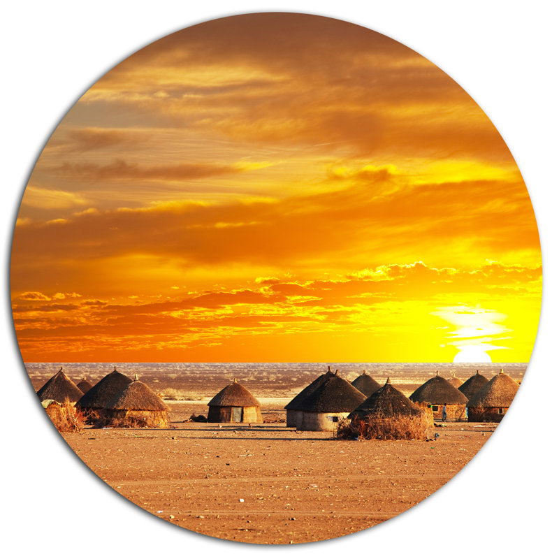 «Landscape Colorful African Village Huts View», reproduction de photo, H 23 po x l 23 po x P 1 po, Métal