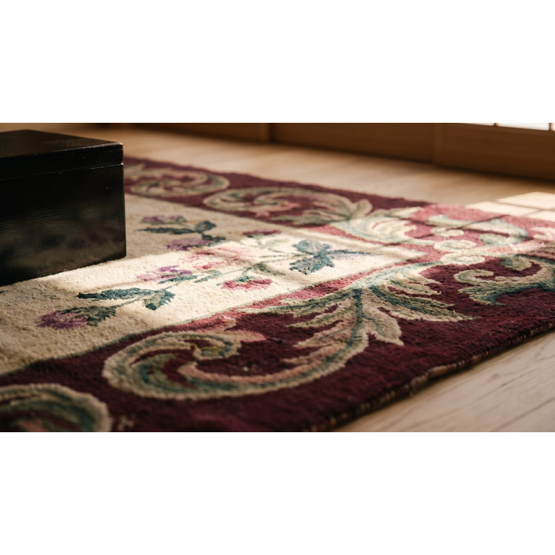 Tapis crocheté antique à motif floral européen