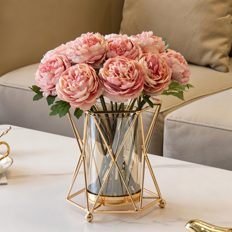 Vase à fleurs moderne et géométrique en métal avec finition métallique pour décoration de table de salon