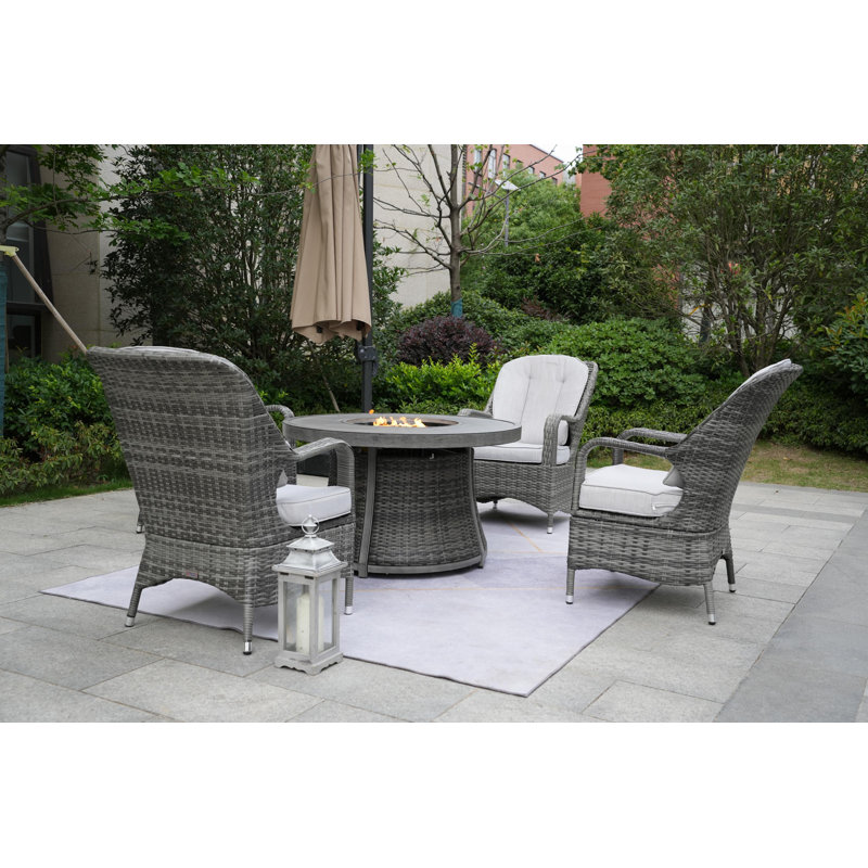 Ensemble repas pour 4 personnes en aluminium avec coussins Areefa