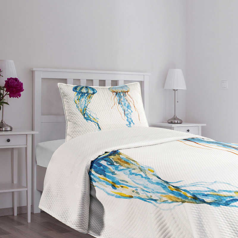 White Quilted Twin Bedspread Set with Jellyfish Design
