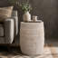 Table d'appoint d'extérieur moderne à l'apparence de travertin MGO moderne, table d'appoint toutes saisons avec texture nervurée pour patio, balcon et salon