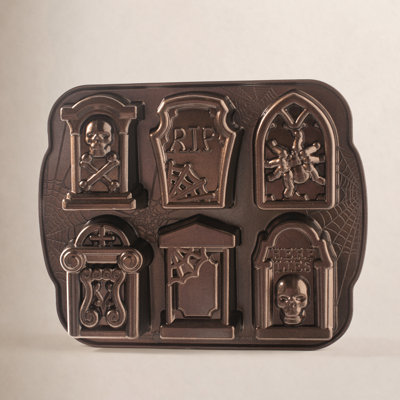 Nordic Ware Novelty Nonstick Cake Pan