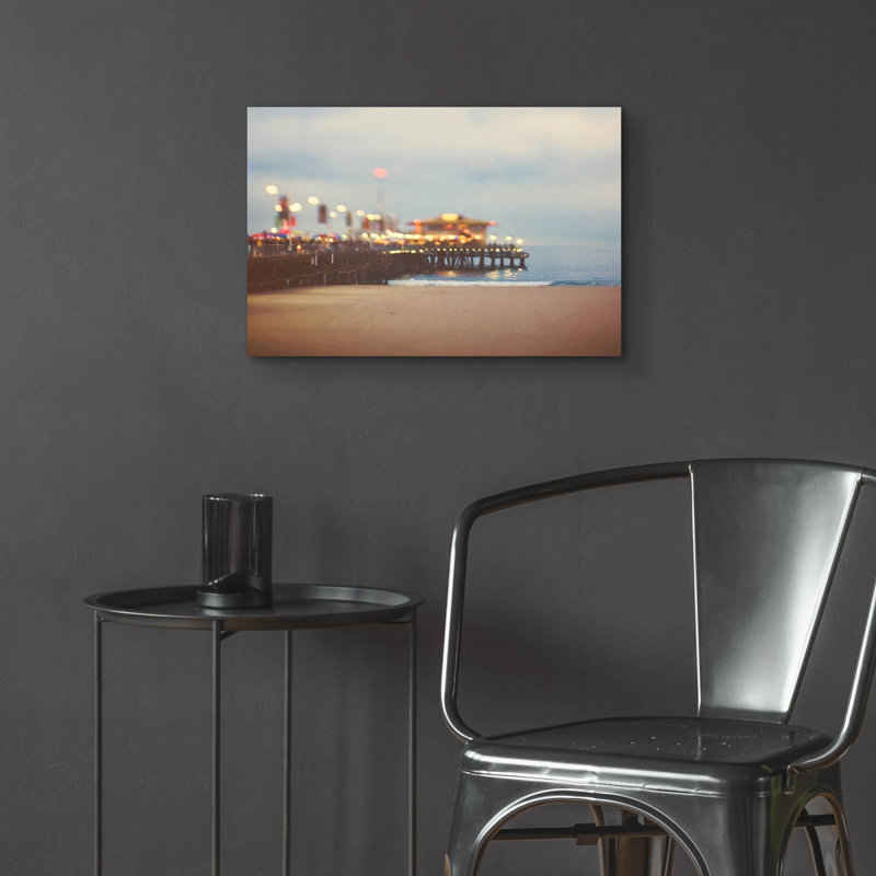 «Beach Candy» par Myan Soffia, H 16 po x l 24 po x P 0,2 po