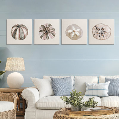 Ensemble de 4 toiles de créatures marines taupe et beige, design par Lanie Loreth