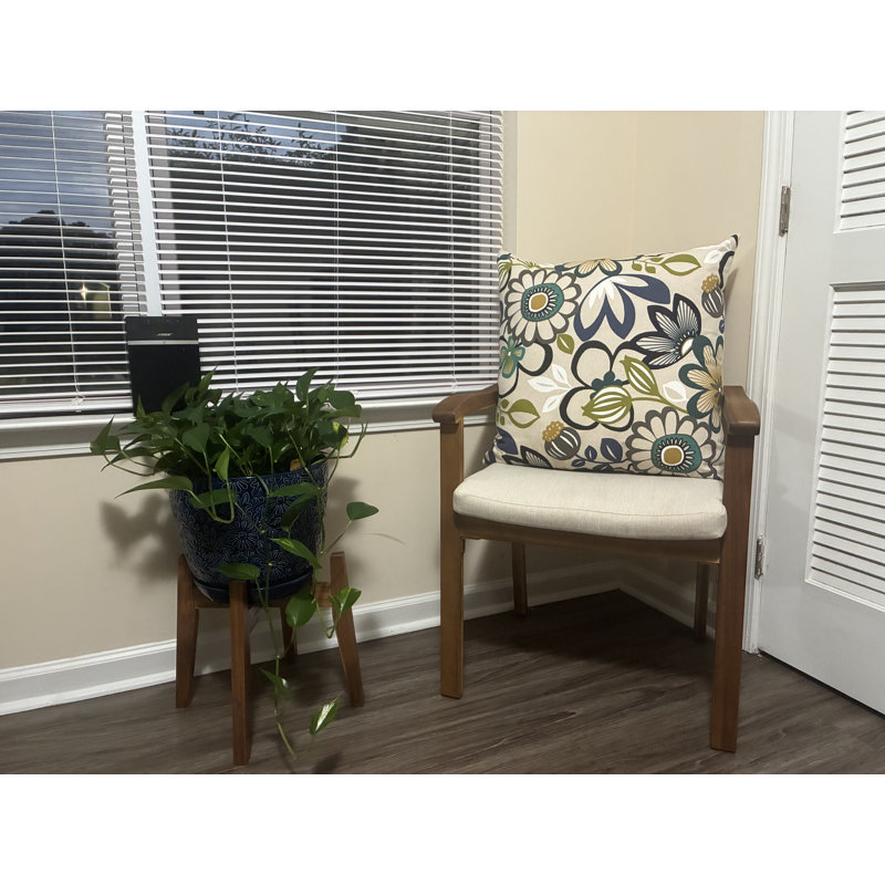 Breakaway Breeze Throw Pillow