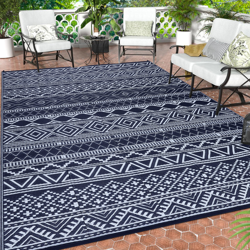 Lavel Washable Geometric Indoor / Outdoor Rug, Rectangle 6' x 9'