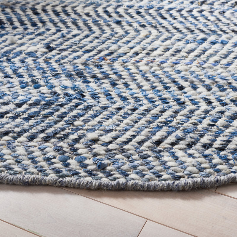 Denisia Flat Weave Wool/Cotton Chevron Rug in Blue/Light Gray, Rectangle 3' x 5'