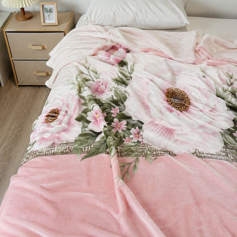 Jeté douillet en flanelle Cozy, L 60 po x l 50 po