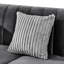 Canapé d'angle gris de 175 cm (69 pouces) en velours victorien de luxe, style milieu du siècle, avec texture brodée et finitions dorées, dossier, coussins raffinés, assise moelleuse pour le salon, 3 coussins inclus