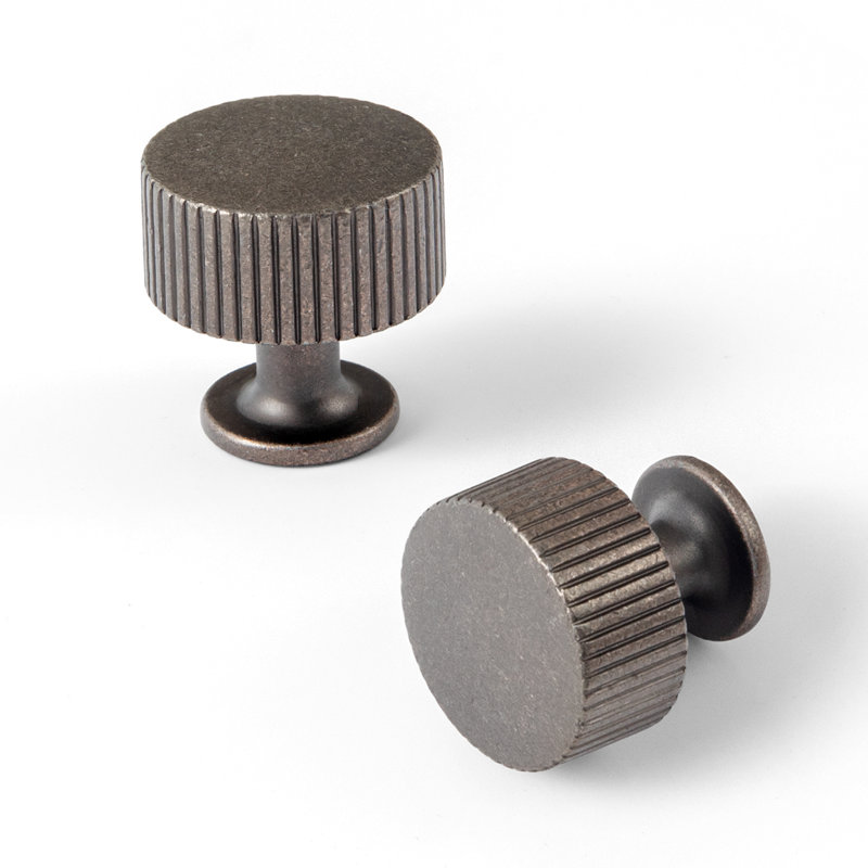 Diamètre de 1,37 po - bouton circulaire doré brossé, 1.37", Or brossé