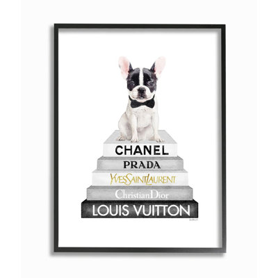 Mignon chiot bouledogue français assis sur une bibliothèque Glam par Amanda Greenwood - impression d'art graphique