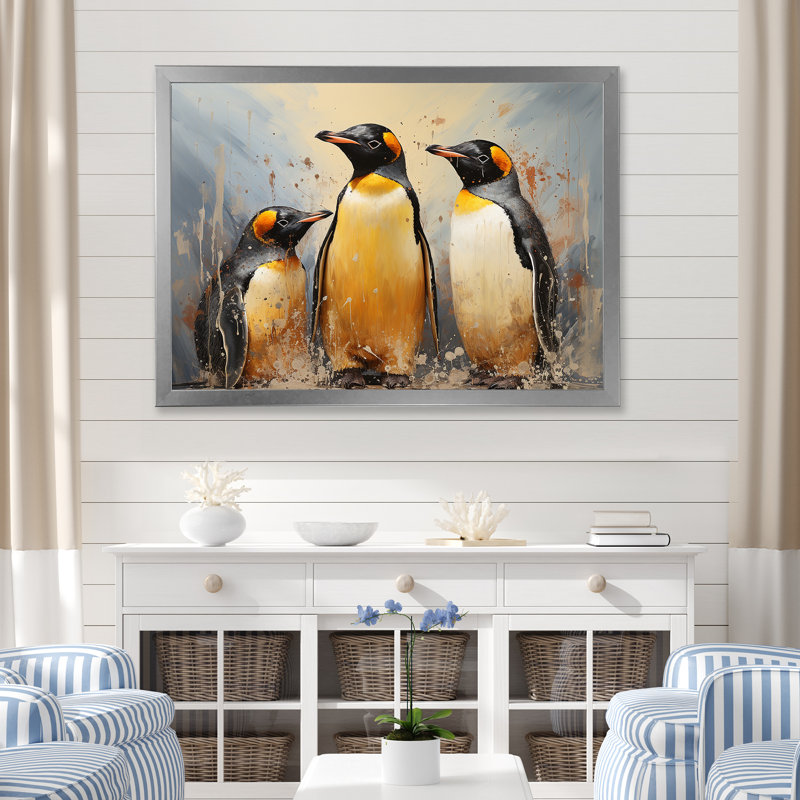«Playful Snow Wonders Penguins», reproduction sur toile, Cadre photo argenté, H 30 po x l 40 po x P 1,5 po