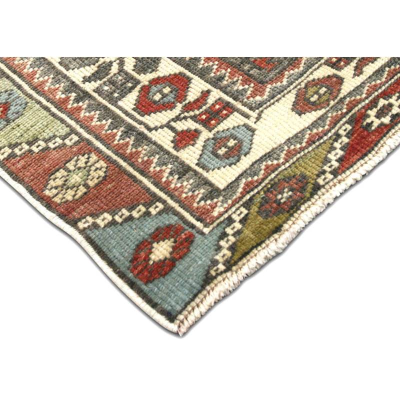Tapis unique en laine noué à la main des années 1960 de 5 pi 3 po x 9 pi 4 po en rouge / brun / gris / ivoire