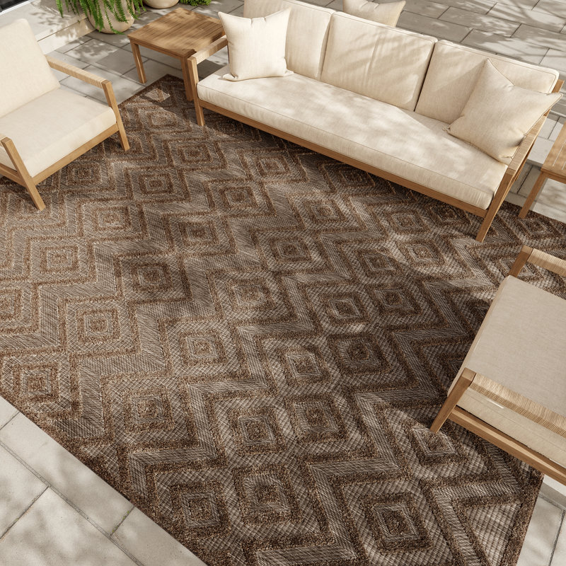 Laesha Geometric Indoor/Outdoor Area Rug, Rectangle 6' x 9'