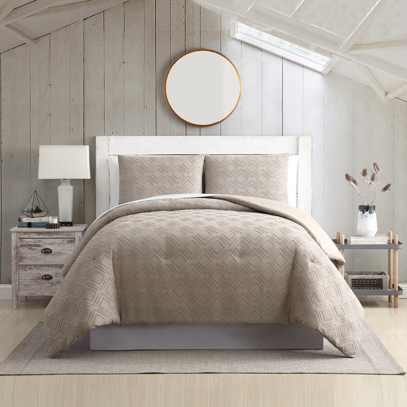 Ethos Clipped Jacquard Quilt Set, King Comforter + 2 Shams, Taupe