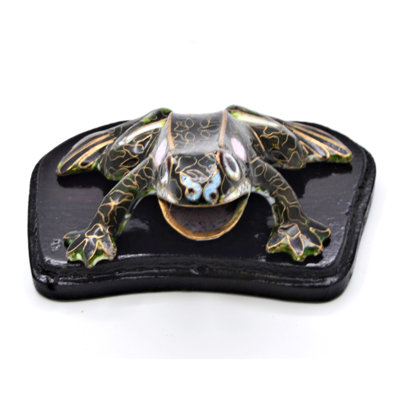 Pequinne Animals Figurines & Sculptures