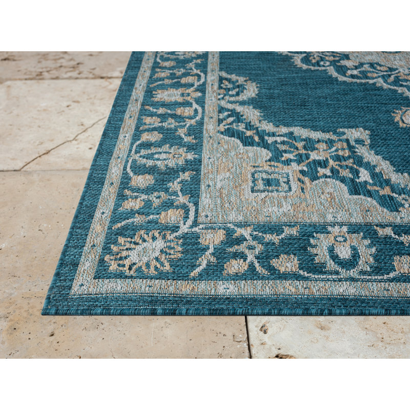 Kiany Flatweave Oriental Indoor Rug, Rectangle 7'7" x 10'