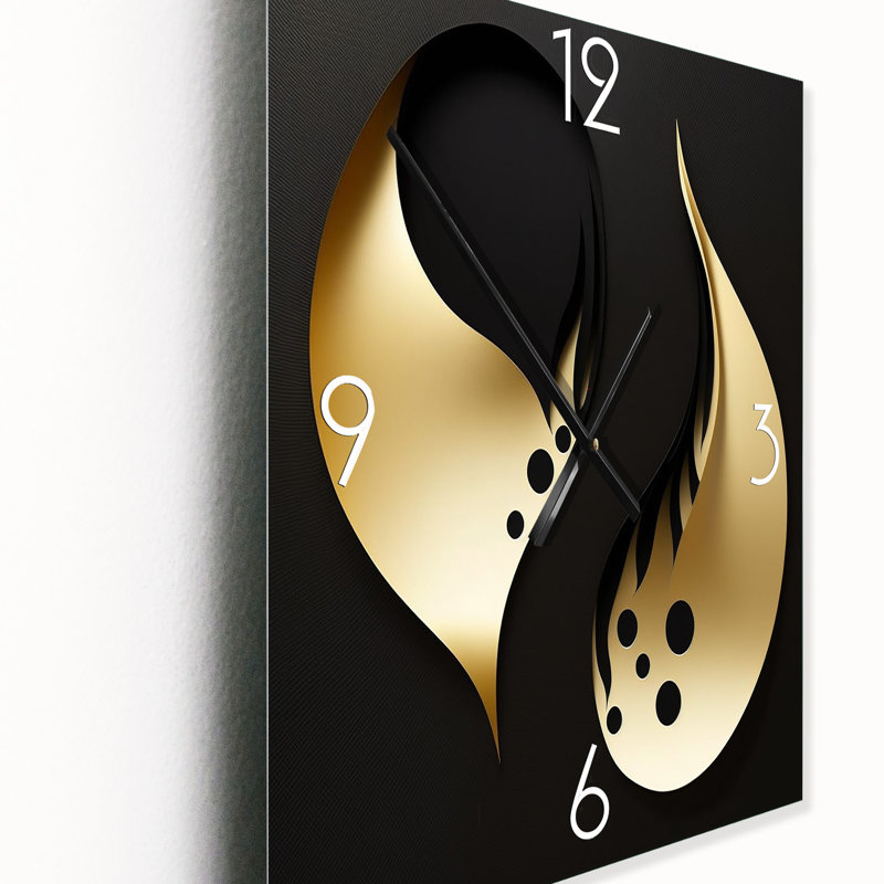 Golden Droplets On Black - horloge murale moderne géométrique, H 32 po x l 16 po x P 1 po