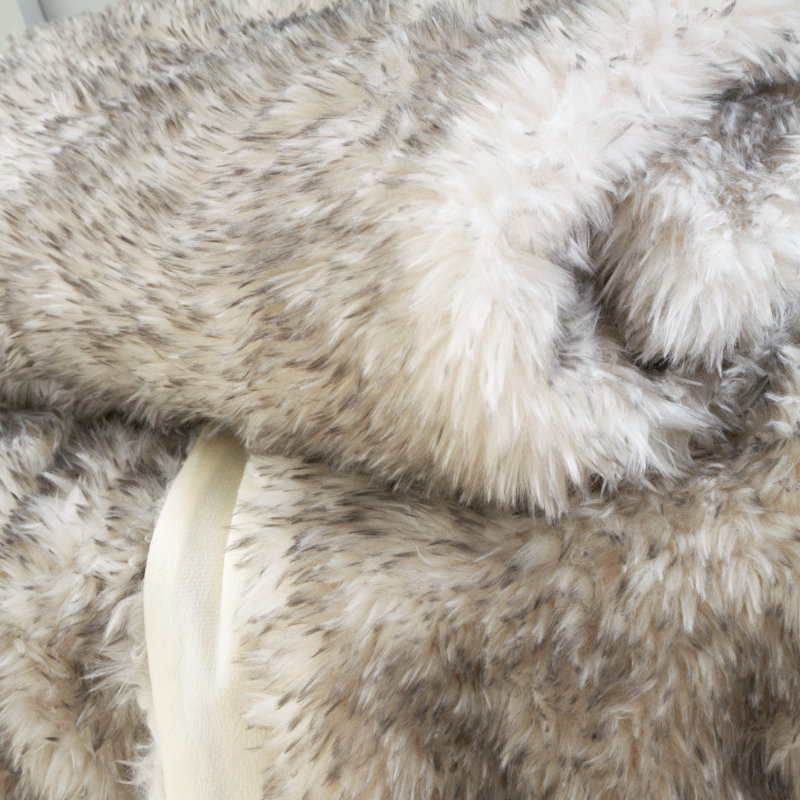 Arctic Fox Cosy Faux Fur Blanket Throw
