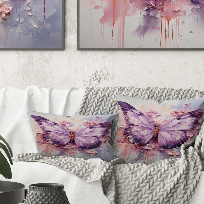 Coussin décoratif mauve, rose, lavande et papillon