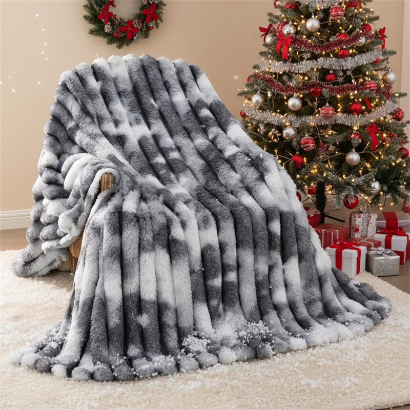 Machine Woven Throw Blanket, Black