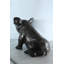 Statue de cochon assis enjoué Nifao - Décoration en aluminium pour animaux de ferme pour le jardin, le patio ou les intérieurs rustiques - 42 po x 14 po x H 15 po